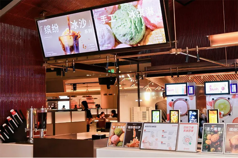 杨国福麻辣烫开卖麻辣香锅，海底捞首家创新概念店落地北京